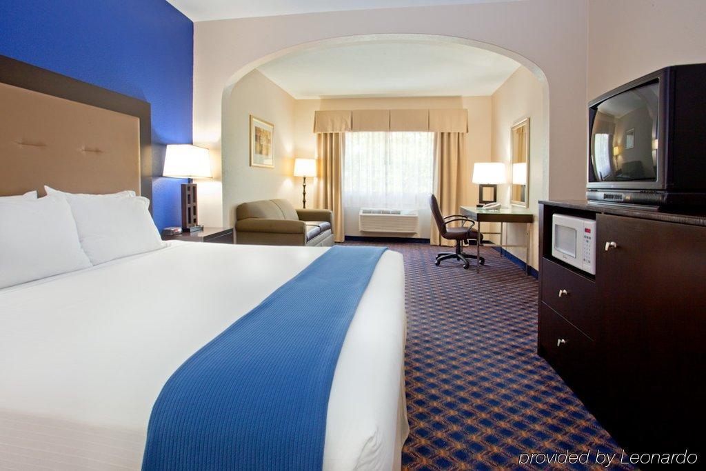 Holiday Inn Express Houston North-1960 Champions Area Louetta Buitenkant foto