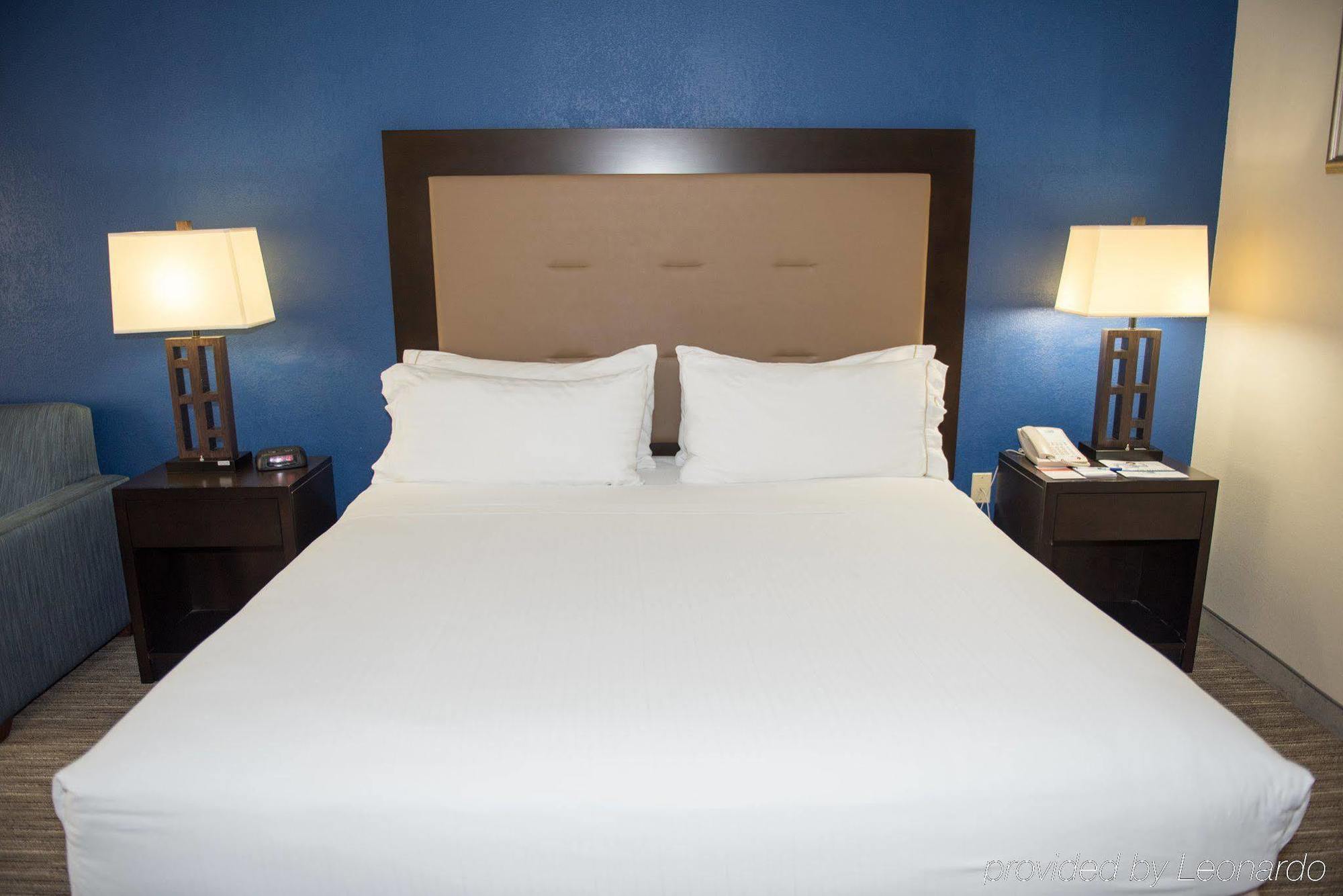 Holiday Inn Express Houston North-1960 Champions Area Louetta Buitenkant foto