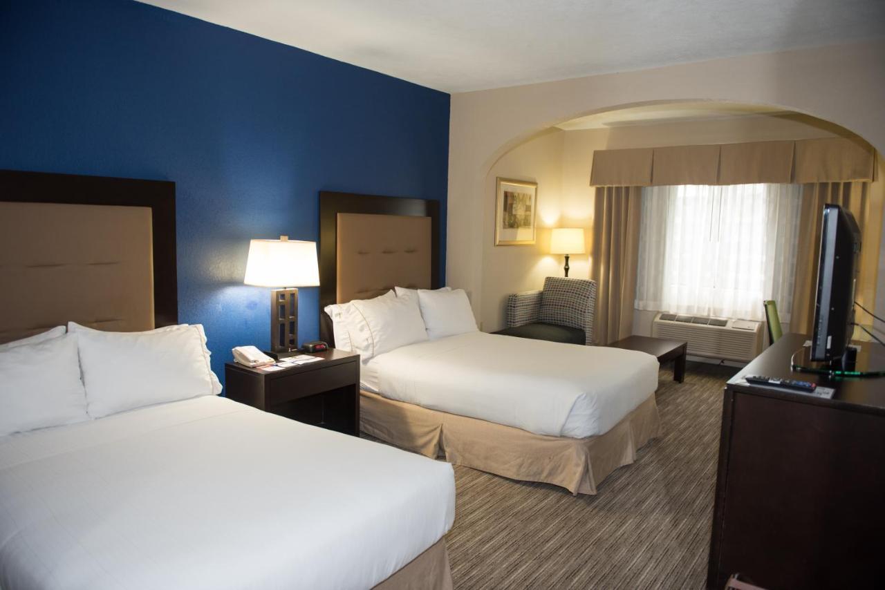 Holiday Inn Express Houston North-1960 Champions Area Louetta Buitenkant foto